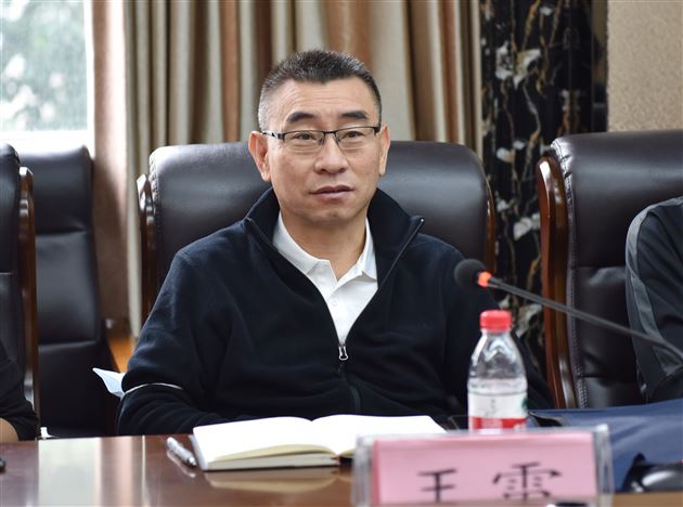 全国足球发展重点城市考察专家组莅临棠外调研