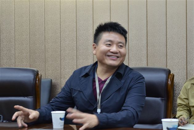 名师引路画乾坤 桃李芬芳聚星火——记刘勇工作室研修活动