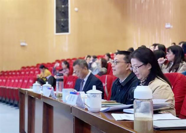 棠外周小舒老师受邀献课成都市“生命·生活·生涯教育” 暨第五届心理班会课展示活动