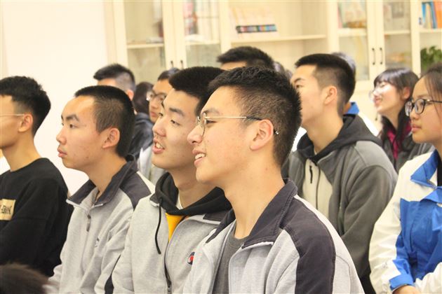 “校友分享会”之“我为什么选择生物学？”——棠外开展学科渗透生涯规划系列活动