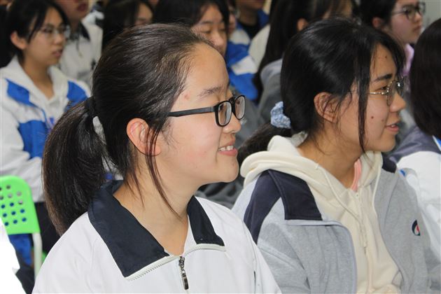 “校友分享会”之“通往法学之路”——棠外开展学科渗透生涯规划系列活动 