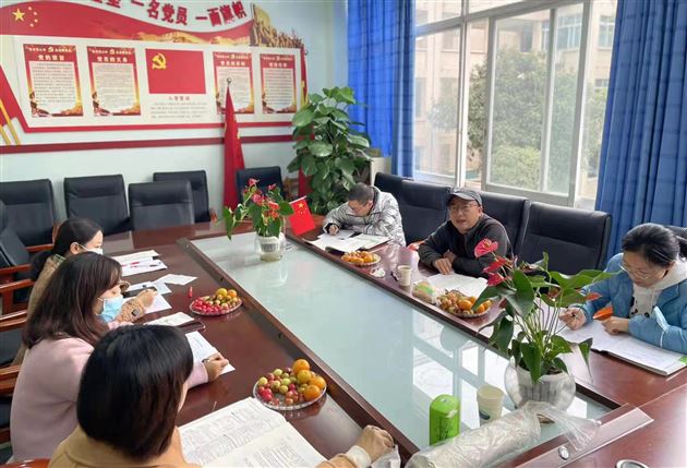 聆听专家指导 实现高质教学——郭伟名师工作坊特邀成都市教研员郑达钊老师指导工作