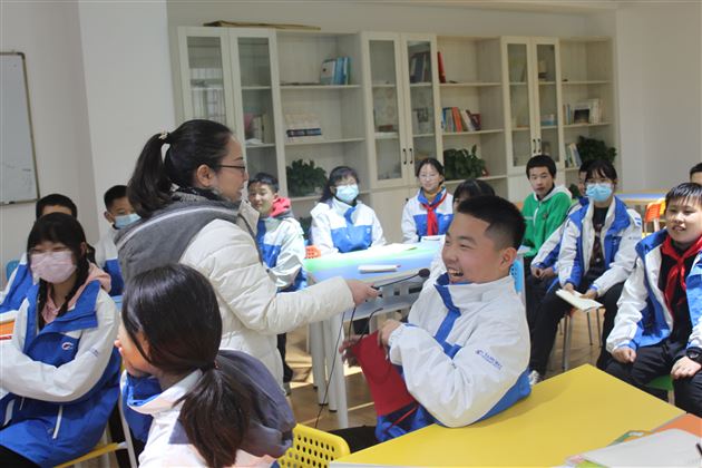 棠外初一心理协会成立暨心理委员培训会