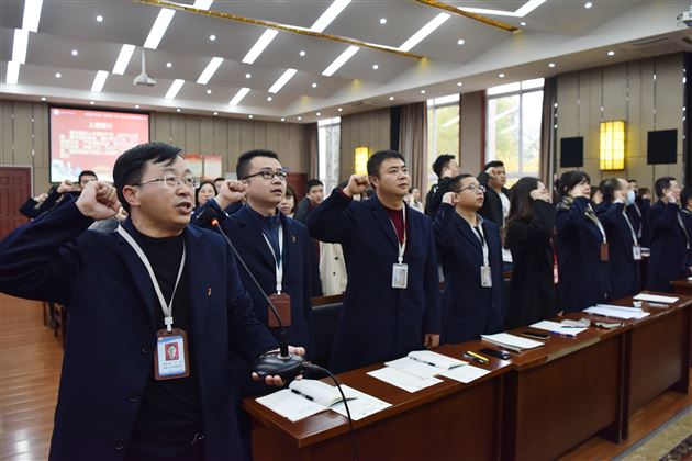 熟谙百年党史 传承红色基因——棠外初中党总支举行“百年党史”暨十九届六中全会精神竞答活动