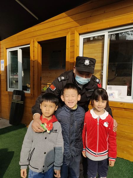 爱在我心，感恩之行——棠外实验幼儿园感恩节活动