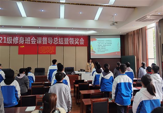 优秀入团积极分子朗诵入团誓词