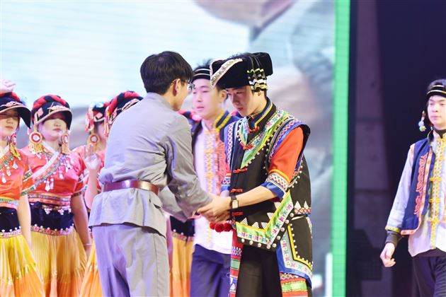 拥抱星辰大海 砥砺花样青春——棠外纪念“一二·九”爱国学生运动86周年主题团（队）日活动圆满举行