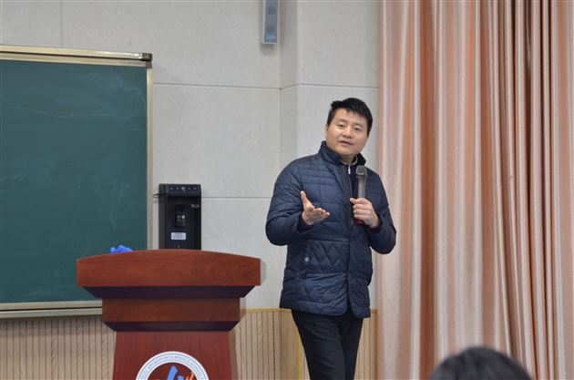 立足课堂教学 提高写作水平——双流区刘勇名师工作室送教艺体校