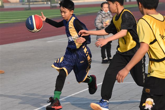 棠外篮球队参加2021年双流区校园篮球比赛获佳绩 