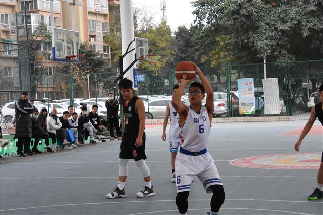 棠外篮球队参加2021年双流区校园篮球比赛获佳绩