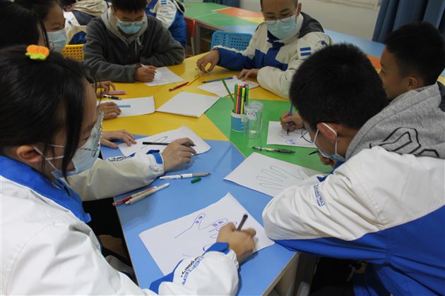 点燃学习的火花——记棠外初2020级学习心理团辅活动