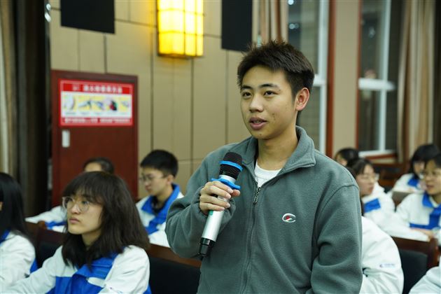 坚定理想信念 不断提升自我——棠外高中总支部开展高中青年学生党校党课培训活动