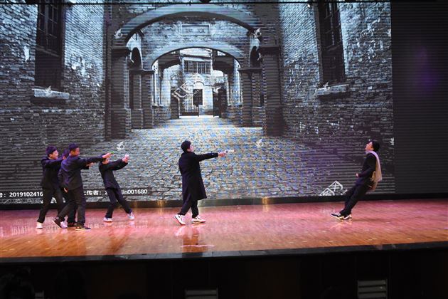 “双减”赋能成长 艺教塑造未来——记成都棠湖外国语学校第八届校园艺术节