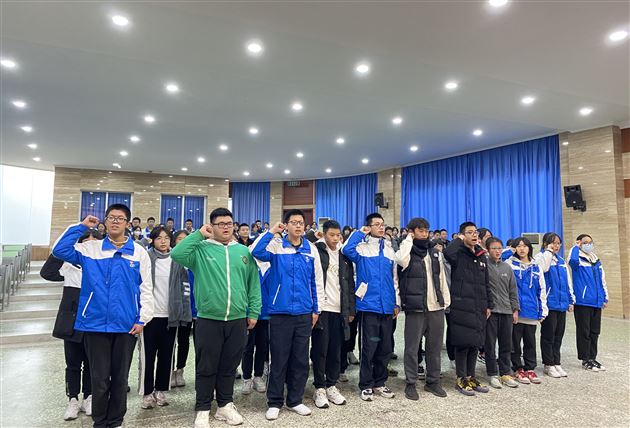 做新时代的有为青年——记2021年棠外初中新团员入团宣誓仪式