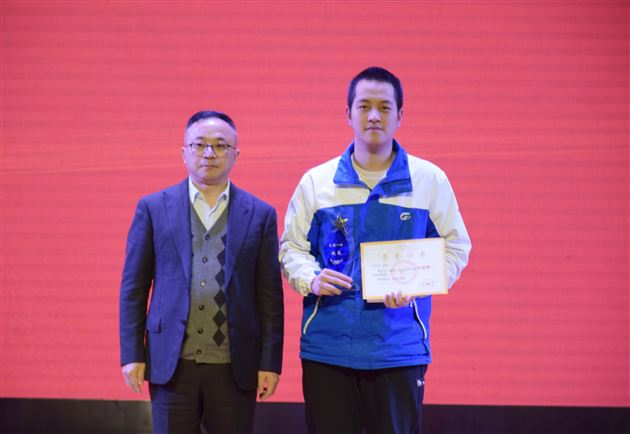 砥砺奋进 圆梦人生 赢战2022——棠外高2022届一诊表彰大会 