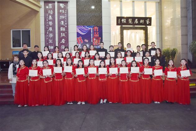 五育并举推进“双减”  六会一长全面育人——棠外成功举办第八届校园文化艺术节书画展