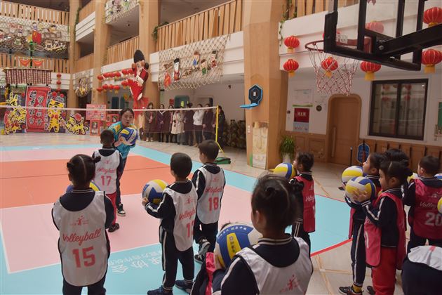 四川省幼儿体育发展调研座谈会在棠外实验幼儿园举行 