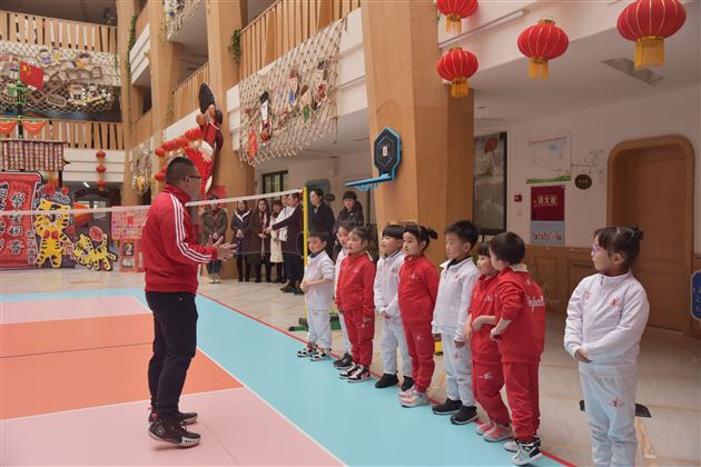 四川省幼儿体育发展调研座谈会在棠外实验幼儿园举行