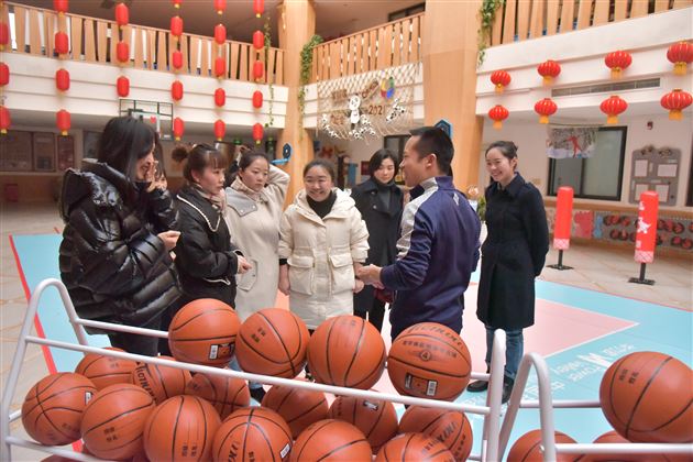 总结交流 积蓄力量，规划未来 共谋发展——棠外实验幼儿园学前教育集团召开期末总结会 