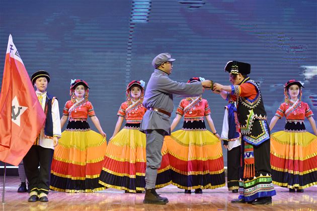 南国暖冬辞旧岁 棠外阖家迎新年——棠外隆重举行2022年教职工迎新春联欢会