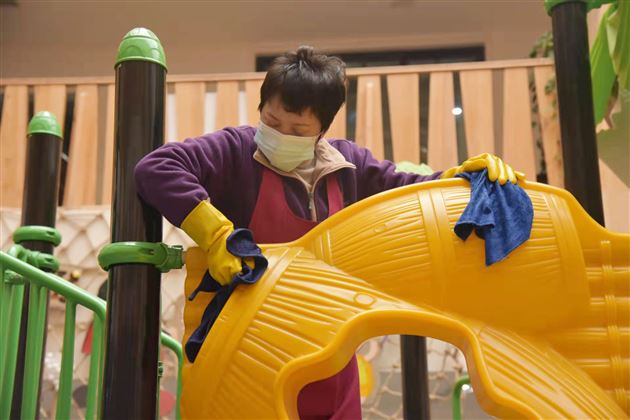 凝心聚力抗疫情 棠外实幼在行动