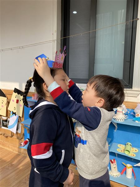 温暖三月 浓情相伴——棠外实验幼儿园开展“三八节”主题教育活动