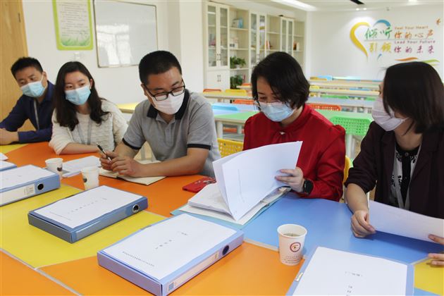 双流区教育局专家到我校开展心育调研