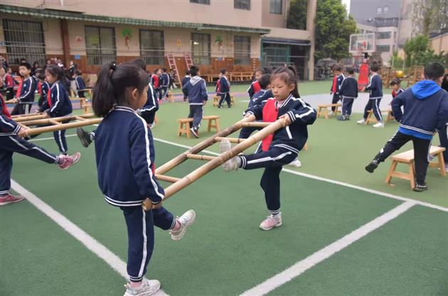 快乐运动促成长 活力早操展童心——棠外实验幼儿园举行2022春季早操评赛