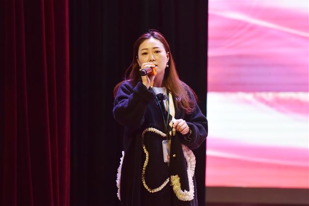 棠外初2021级举办“相约春天·唱响校园”班级合唱比赛