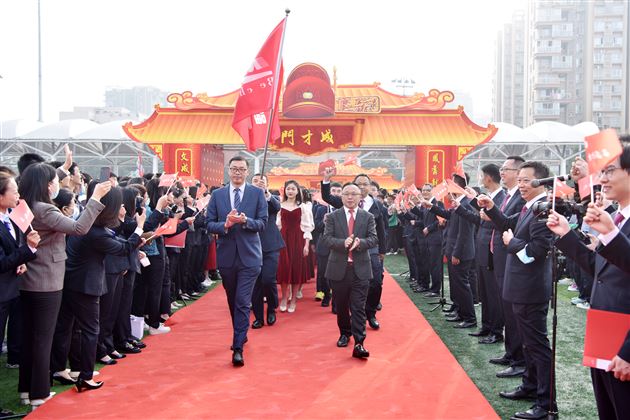 大千气象 只此风华——记棠外高2022届高三成人礼暨高考冲刺活动 