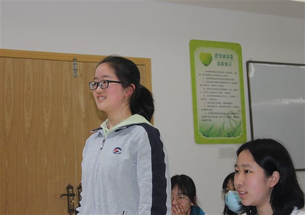 “校友分享会”之“学习历史，带给我们什么？”——棠外开展学科渗透生涯规划系列活动