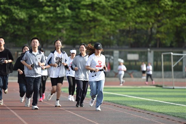 棠外第五届教职工校园欢乐跑成功举办