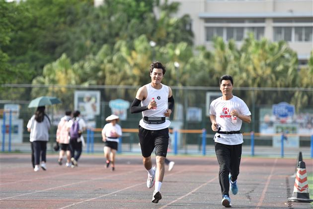 棠外第五届教职工校园欢乐跑成功举办