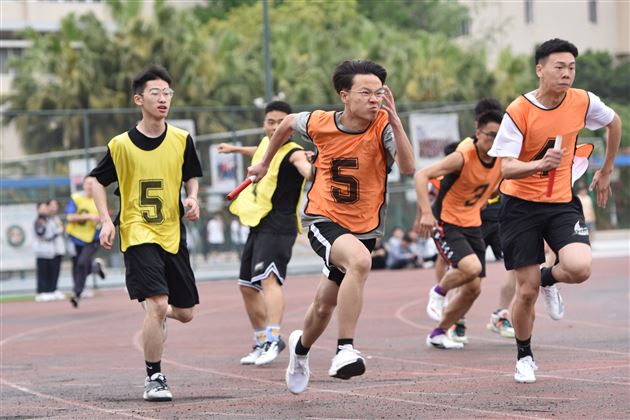 以棠外风采，致敬青春——记成都棠湖外国语学校高中第十八届田径运动会