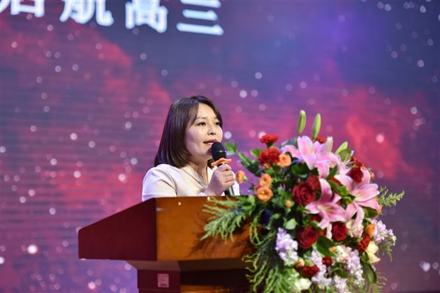 高中课程处副主任李秀芳老师