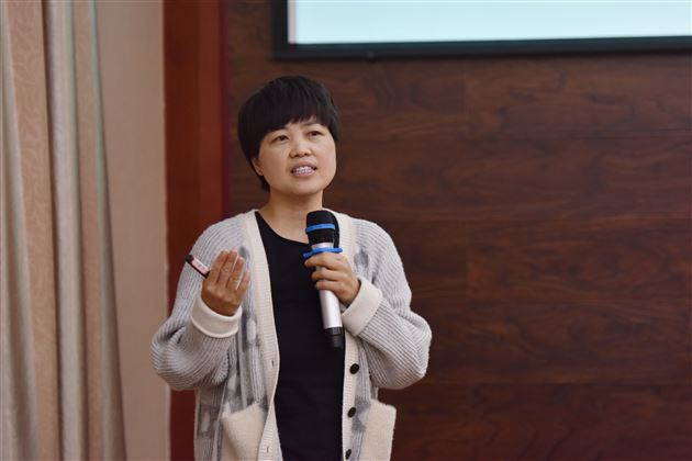 成都市教育科学研究院党建德育研究所所长、成都市德育中心组专家吕红霞老师