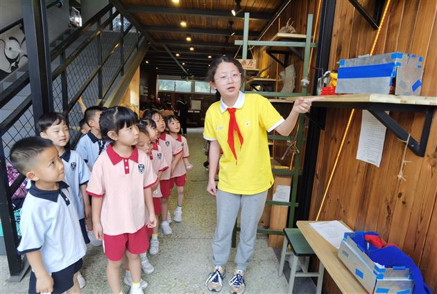 幼小衔接，我们在行动——棠外实验幼儿园大班参观小学