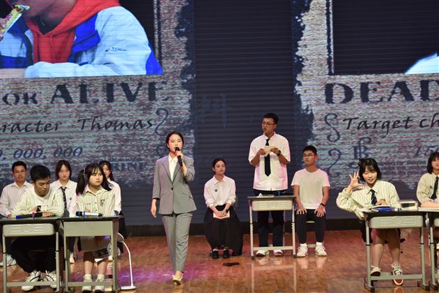 演绎中“外”经典，品味世界“文”化——棠外高中第十九届外语文化艺术节之高2020级话剧表演顺利举行
