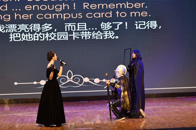 演绎中“外”经典，品味世界“文”化——棠外高中第十九届外语文化艺术节之高2020级话剧表演顺利举行