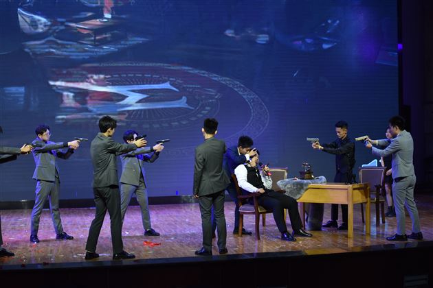 演绎中“外”经典，品味世界“文”化——棠外高中第十九届外语文化艺术节之高2020级话剧表演顺利举行