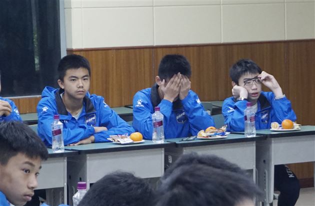 青春不散场 远行各生辉——棠外初2019级足球班举行毕业典礼 