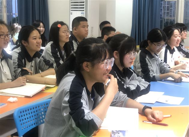 “校友分享会”之“何谓地理？广阔天地下的无限可能”——棠外开展学科渗透生涯规划系列活动