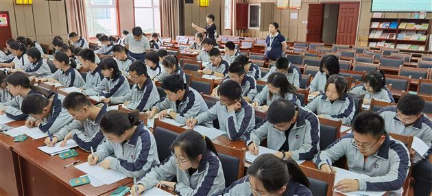 各年级预备发展团员填报相关资料