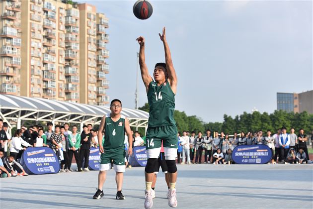 棠外举行篮球联盟（TBA）高二班级比赛