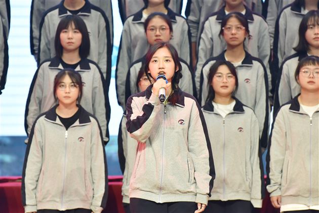 青春逢盛世 少年当高歌——记棠外高中仁譞文学社第十七届诗歌朗诵比赛