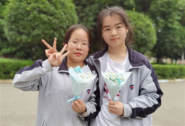 心怀光芒 花自芬芳——棠外“5.25我爱我”心理健康节系列活动