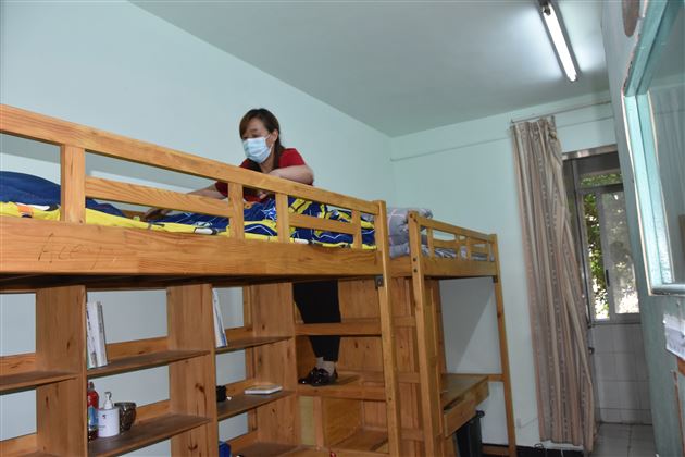 爱出者爱返 技精者业强——棠外初中开展生活老师技能大赛