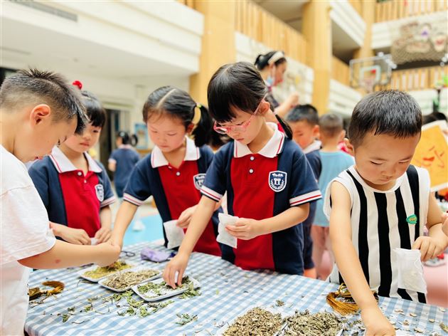棠外实验幼儿园开展“六一&端午周”活动