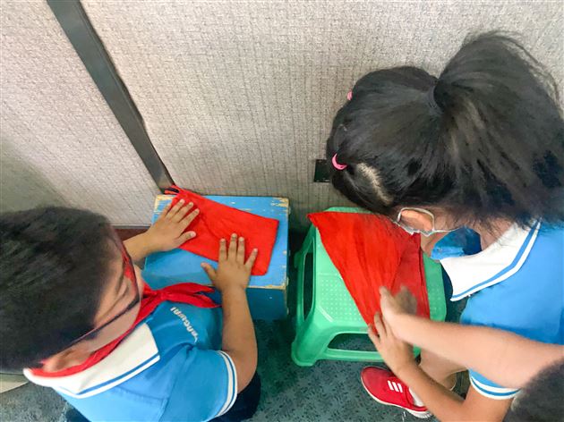 建立空间边界感 变身整理小达人——记棠外附小二年级家长义工课堂