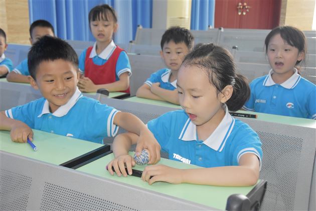 珍爱生命 保护自我——记棠外附小一年级生命健康教育活动 